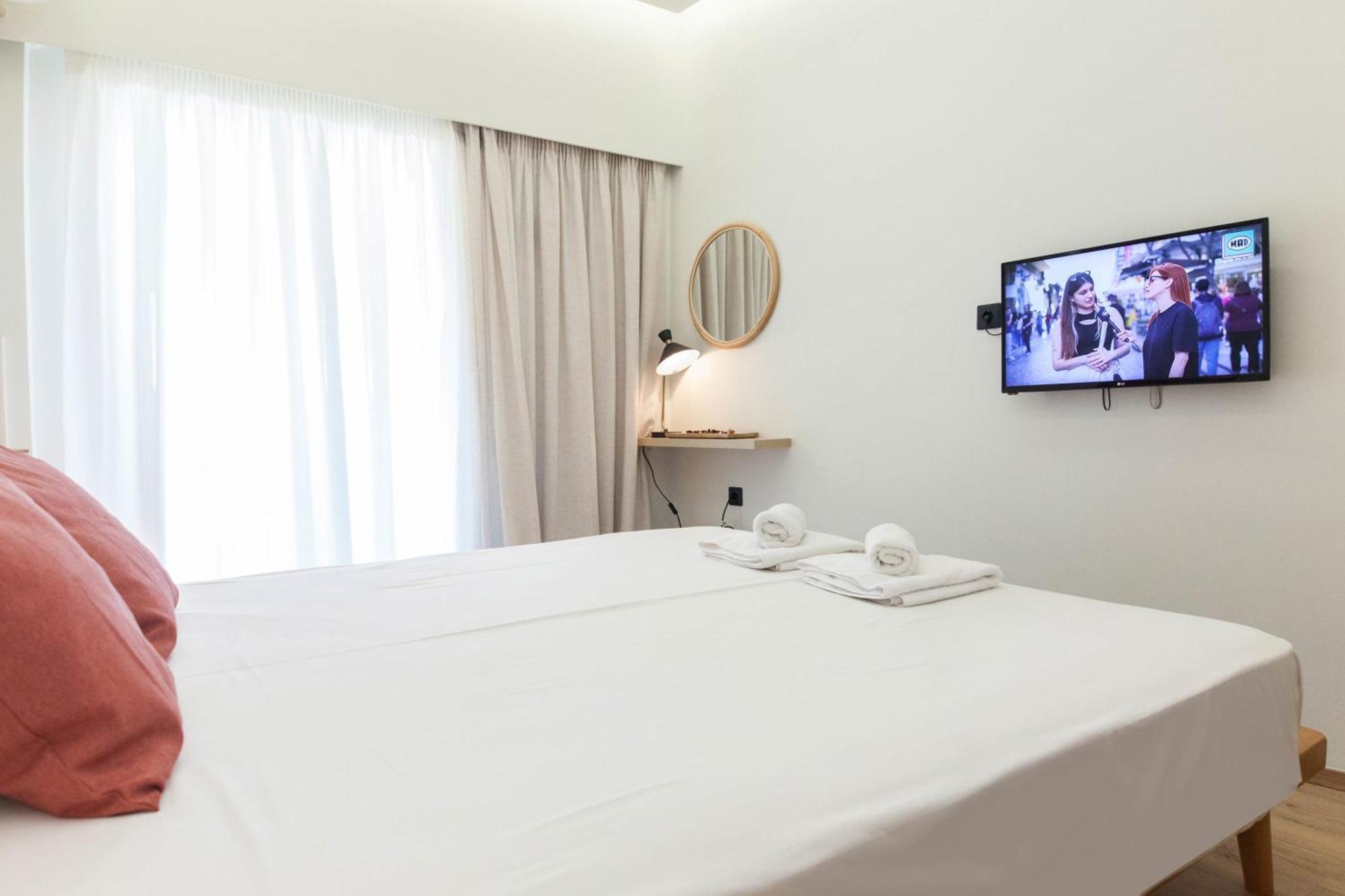 Acropolis View Modern Deluxe Suite With Balcony 雅典 外观 照片
