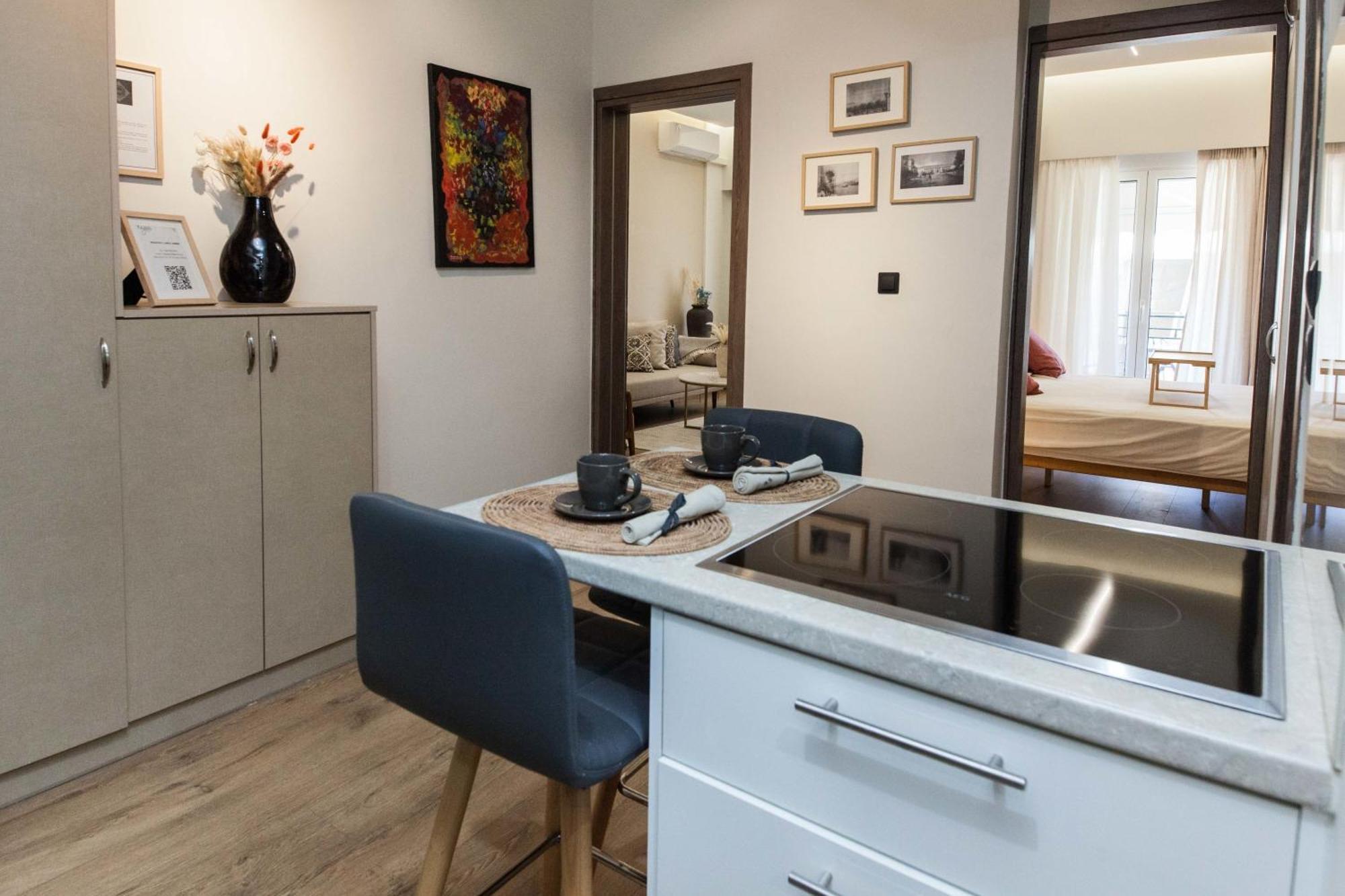 Acropolis View Modern Deluxe Suite With Balcony 雅典 外观 照片